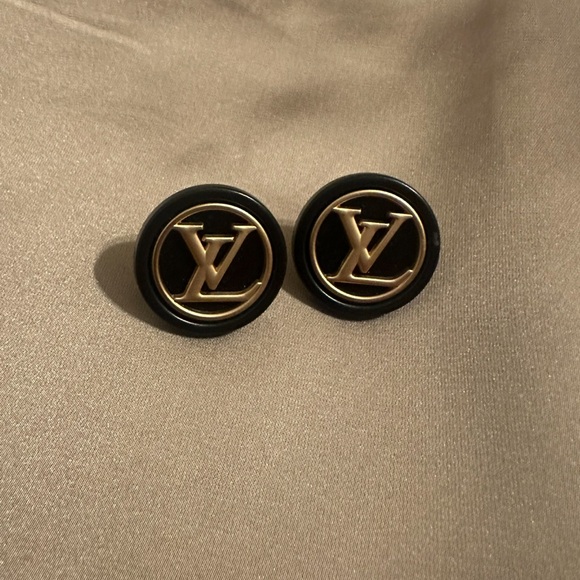 Luxury Gold and Black Repurposed upcycled 
Vintage Button Earrings classic - Picture 4 of 6